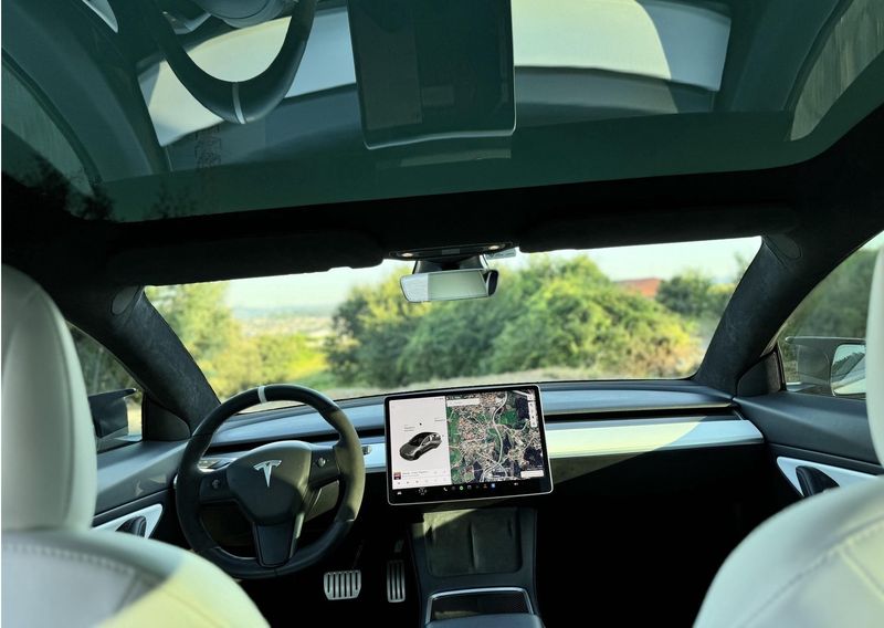 Tesla Model 3 • 2012 • 80,000 km 5