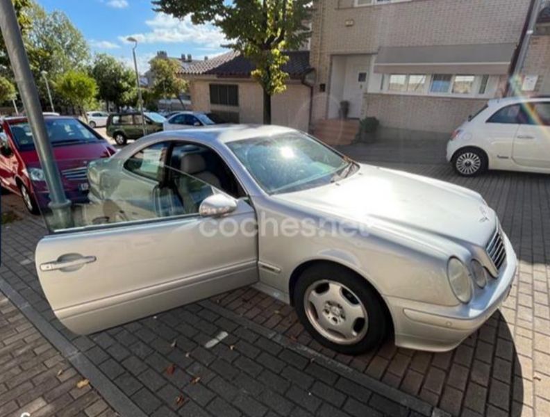 Mercedes-Benz CLK Coupé • 2000 • 150,000 km 1