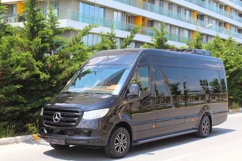 Mercedes-Benz Sprinter • 2023 • 0 km 17