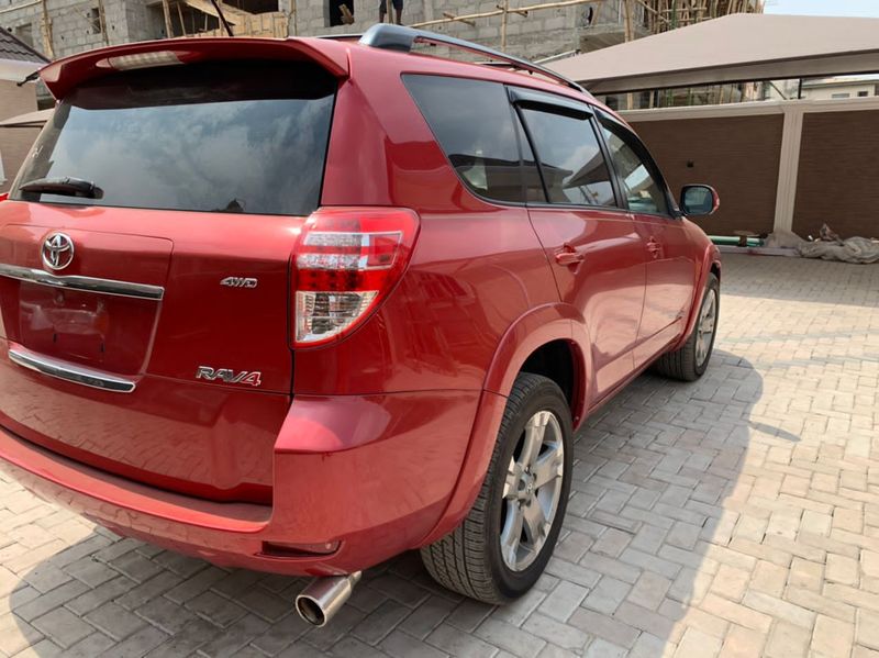 Toyota RAV4 • 2016 • 3 km 2