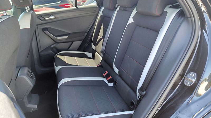 Volkswagen T-Cross • 2017 • 93,000 km 2