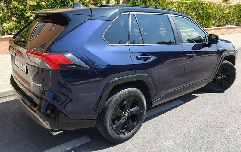 Toyota RAV4 • 2019 • 50,000 km 7