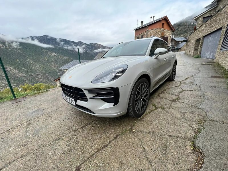 Porsche Macan • 2018 • 101,000 km 1