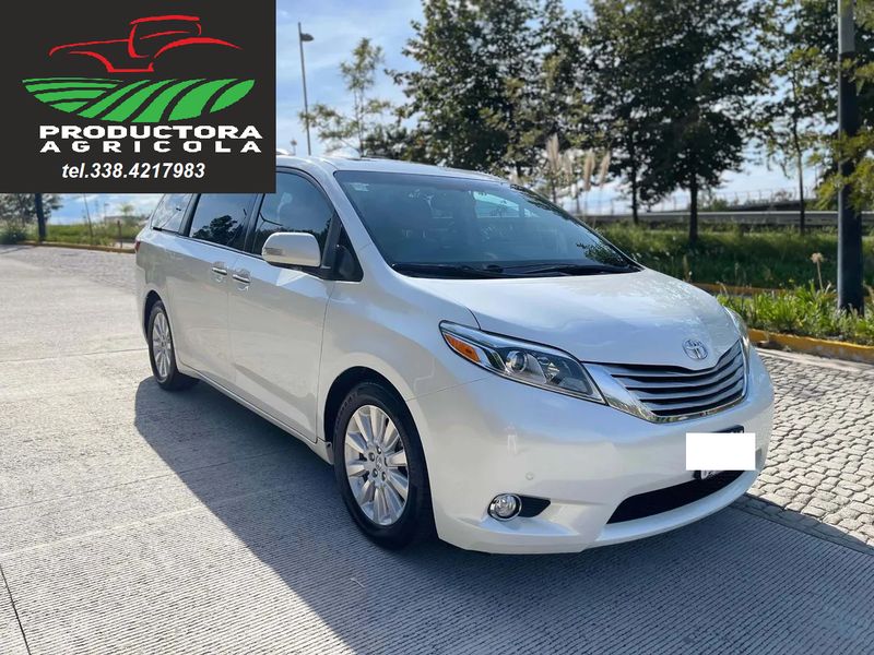 Toyota Sienna • 2017 • 45,000 km 1