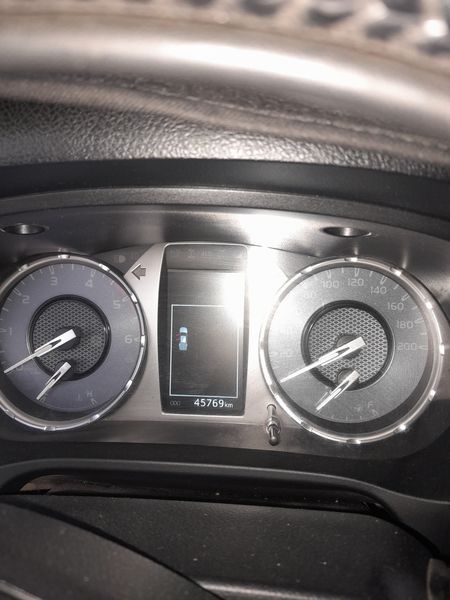 Toyota Hilux • 2021 • 45,000 km 2