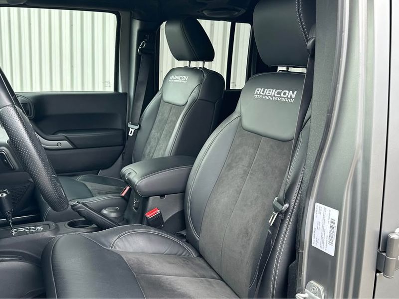 Jeep Wrangler • 2012 • 102,000 km 7