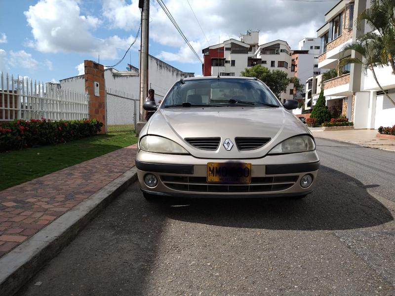 Renault Mégane • 2001 • 185,000 km 14