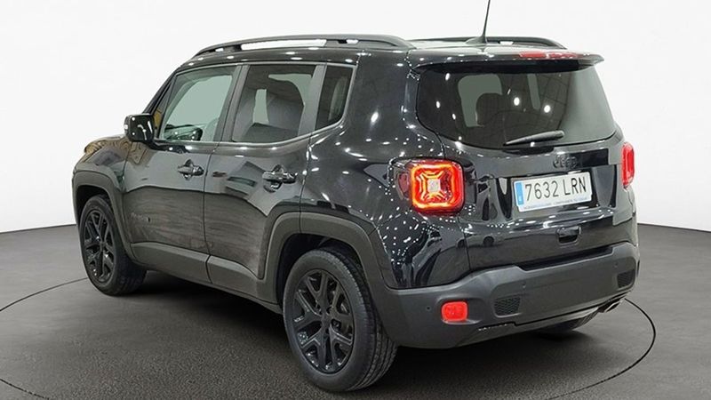 Jeep Renegade • 2021 • 80,000 km 4