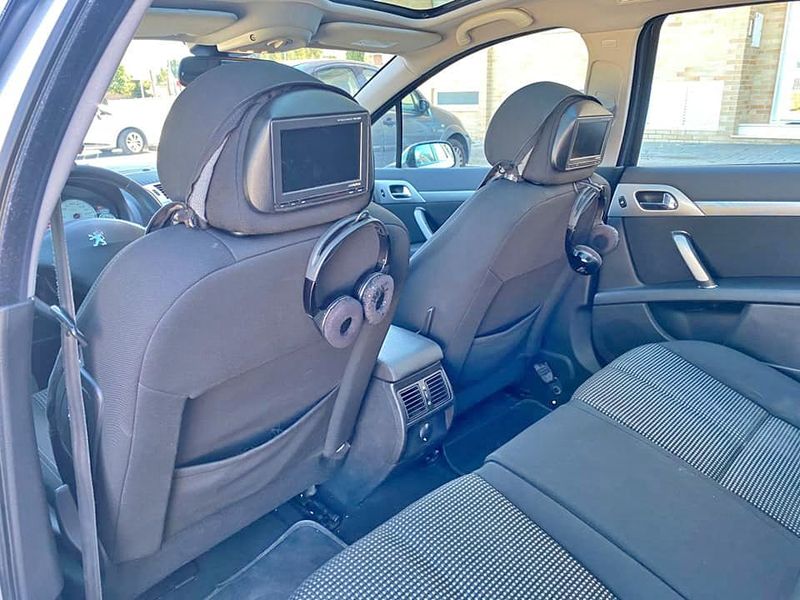 Peugeot 407 SW • 2008 • 270,000 km 4