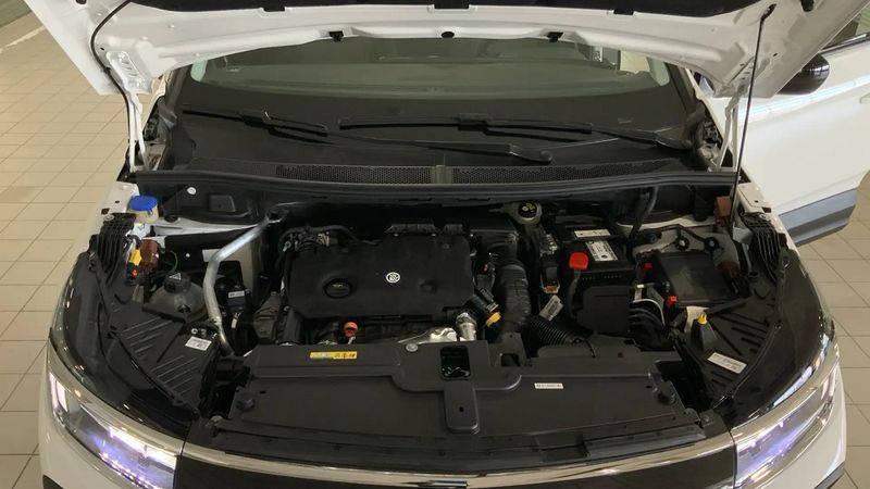 Opel Movano • 2023 • 9,500 km 6