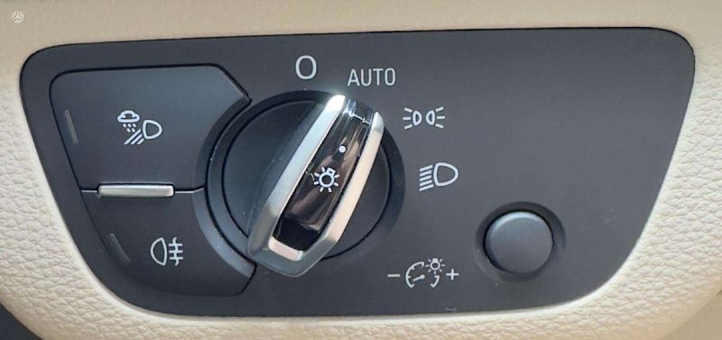 Audi Q5 • 2018 • 111,906 km 7