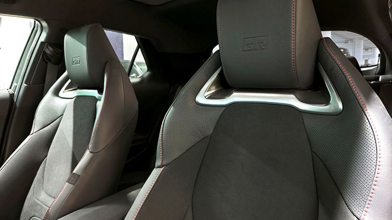 Toyota C-HR • 2024 • 16,484 km 4