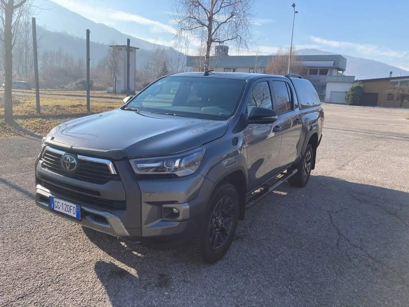 Toyota Hilux • 2021 • 40,000 km 4