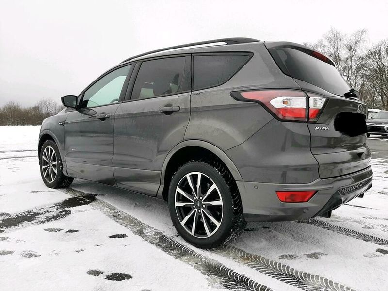 Ford Kuga • 2019 • 50,000 km 3