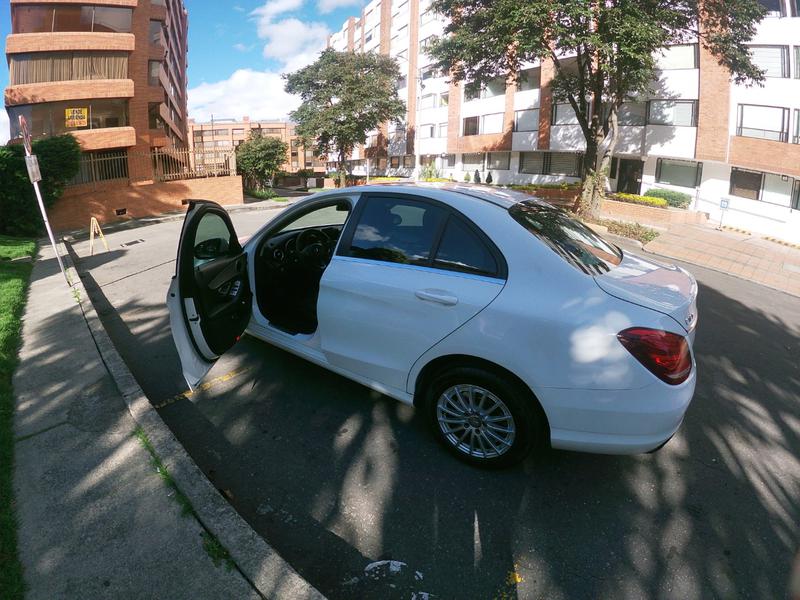 Mercedes-Benz C • 2015 • 55,000 km 2