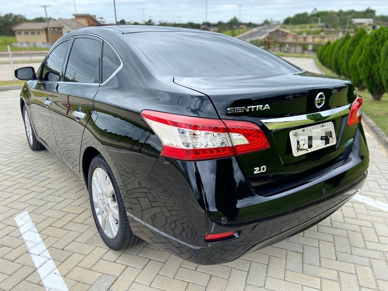 Nissan Sentra • 2015 • 95,000 km 6