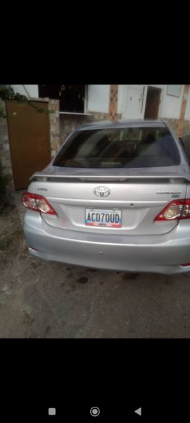 Toyota Corolla XEI • 2012 • 177,000 km 4