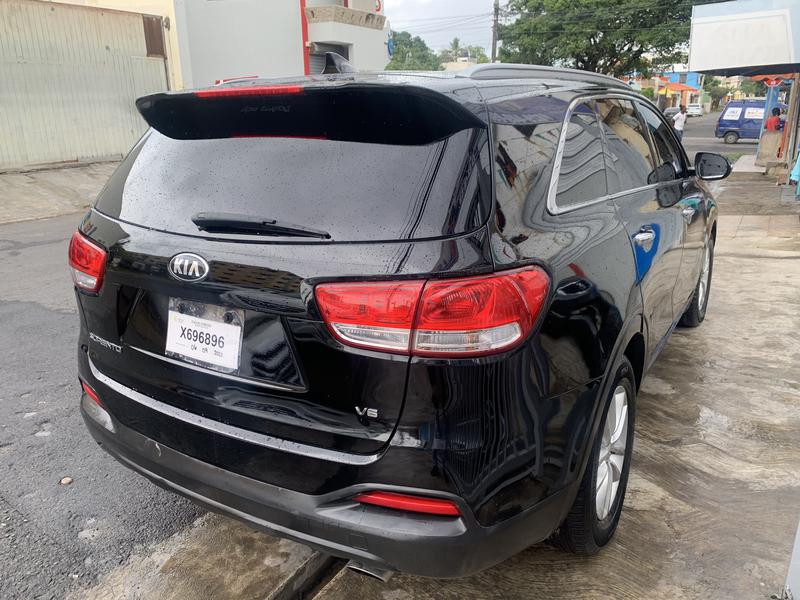 Kia Sorento • 2016 • 75,192 km 7