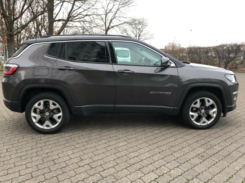Jeep Compass • 2018 • 104,664 km 8