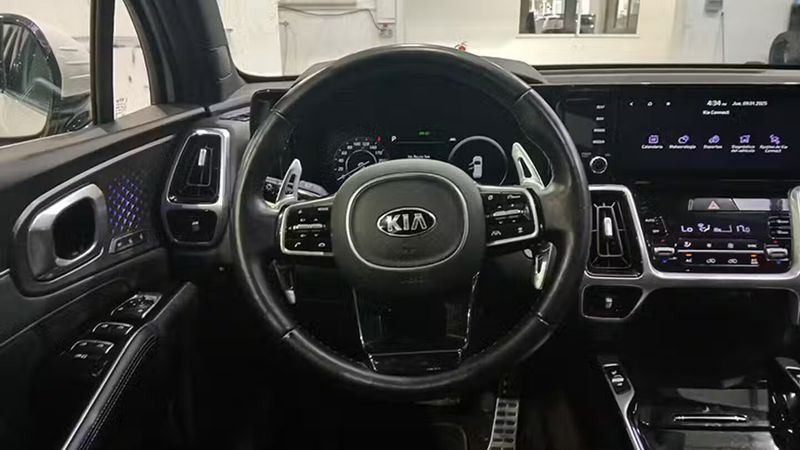 Kia Sorento • 2020 • 52,630 km 9