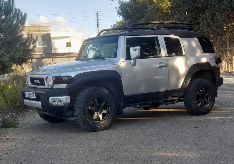 Toyota FJ Cruiser • 2008 • 230,120 km 3