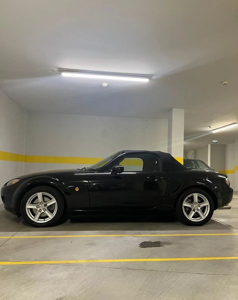 Mazda MX-5 • 2007 • 136,000 km 10