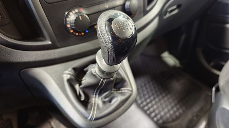 Mercedes-Benz Sprinter • 2018 • 71,002 km 17