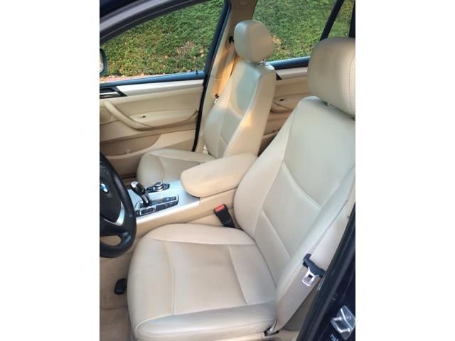 BMW X3 • 2012 • 191,000 km 2