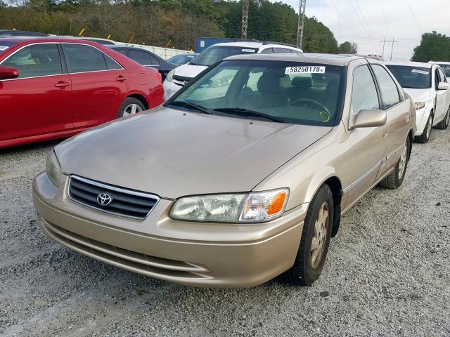 Toyota Camry • 2001 • 15,000 km 3