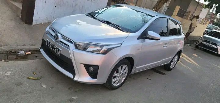 Toyota Yaris • 2012 • 43 km 1