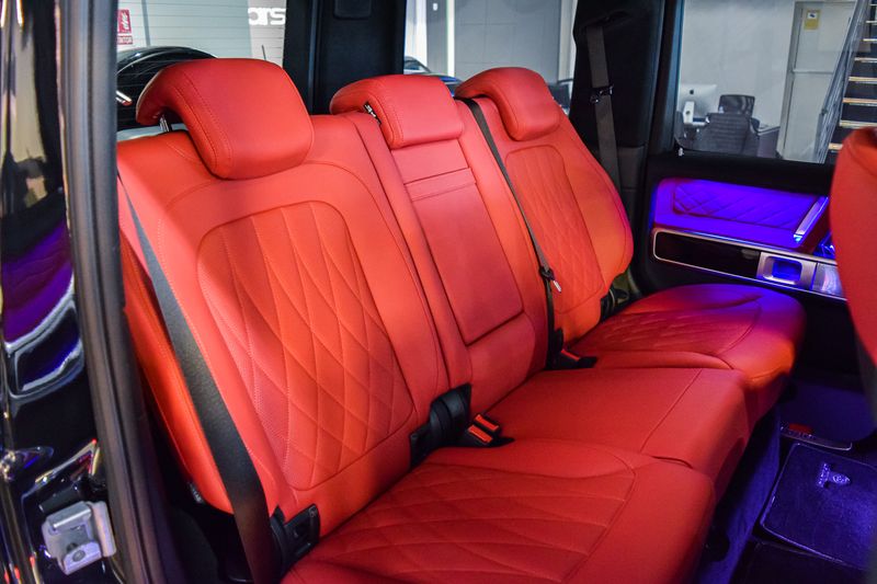 Mercedes-Benz G-Class • 2024 • 10 km 7