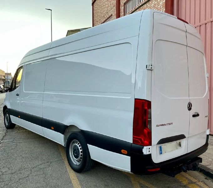 Mercedes-Benz Sprinter • 2019 • 82,200 km 5