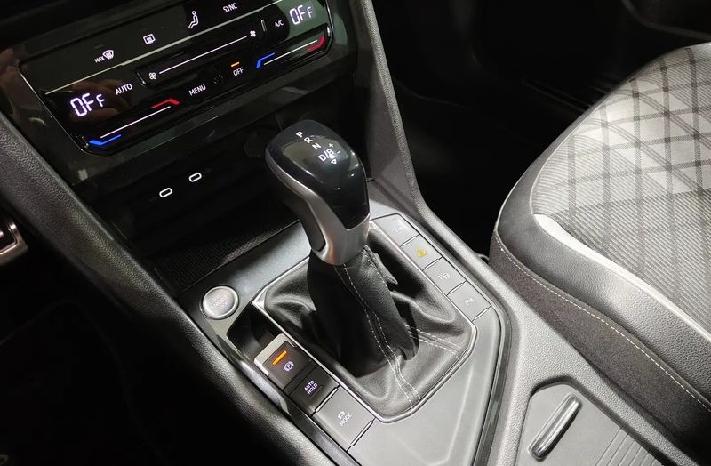 Volkswagen Tiguan • 2023 • 48,591 km 5