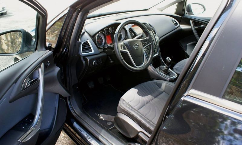 Opel Astra • 2014 • 149,999 km 8