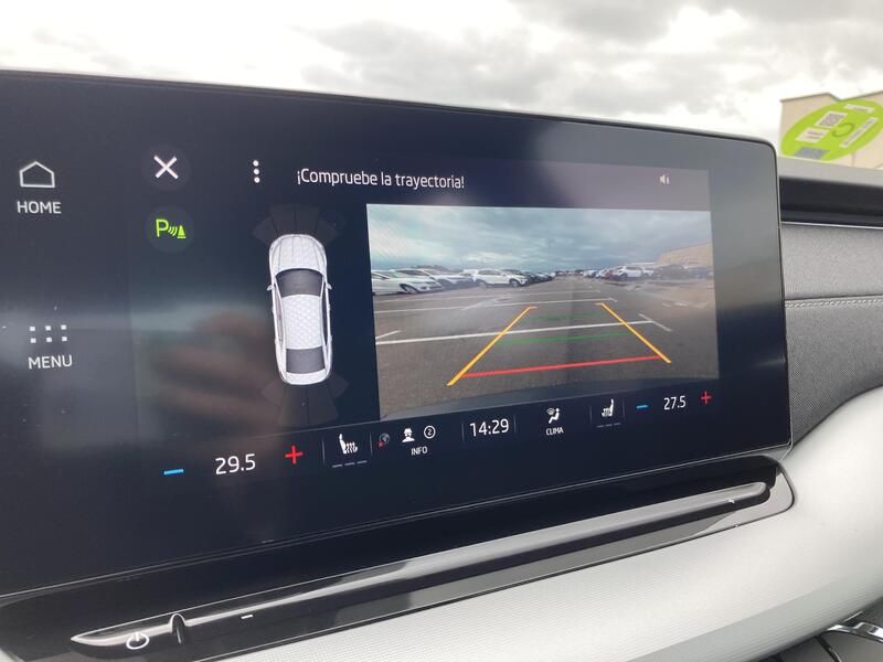 Škoda Octavia • 2024 • 19,152 km 7