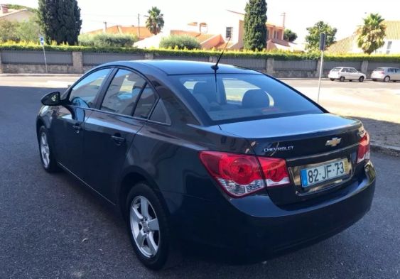 Chevrolet Cruze • 2010 • 137,295 km 2