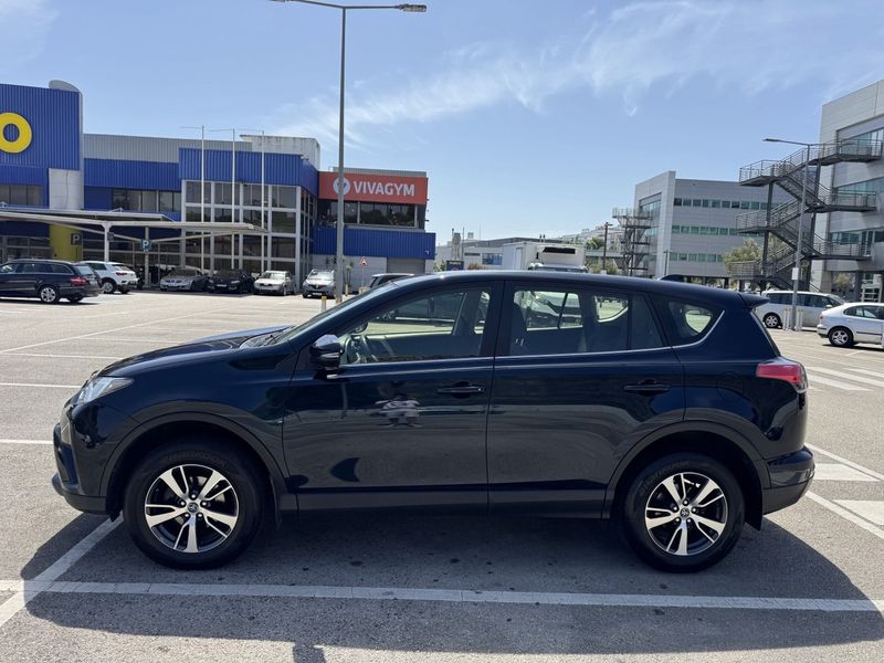 Toyota RAV4 • 2018 • 129,000 km 14
