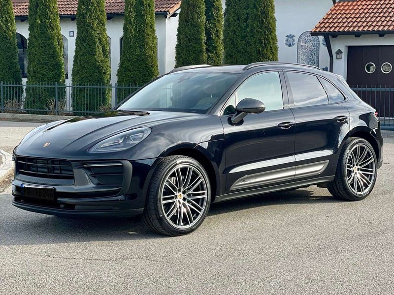 Porsche Macan • 2023 • 6,000 km 1