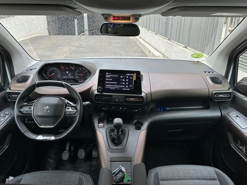 Peugeot 108 • 2022 • 34,500 km 3