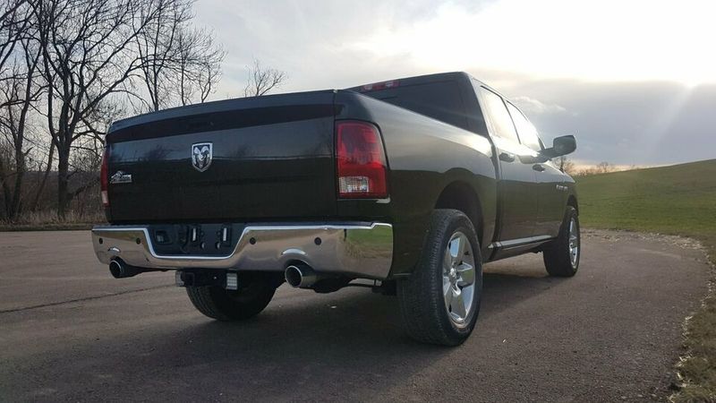Dodge Ram Pickup 1500 • 2013 • 110,000 km 4