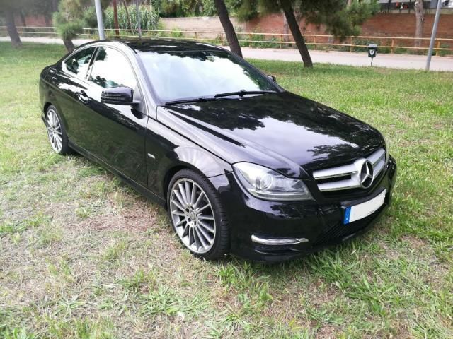Mercedes-Benz C Sportcoupé • 2012 • 157,000 km 1