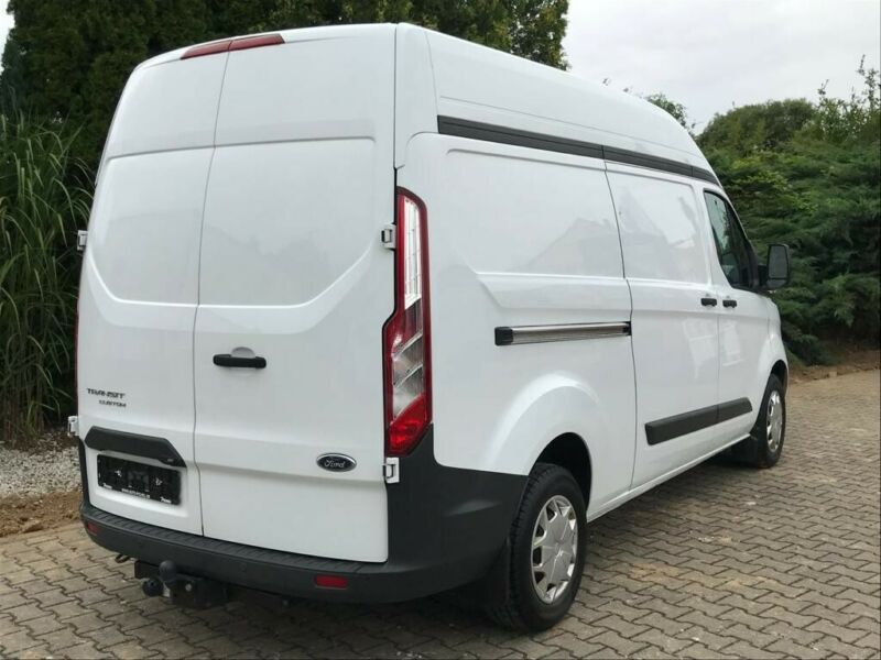 Ford Transit Custom • 2018 • 82,500 km 8