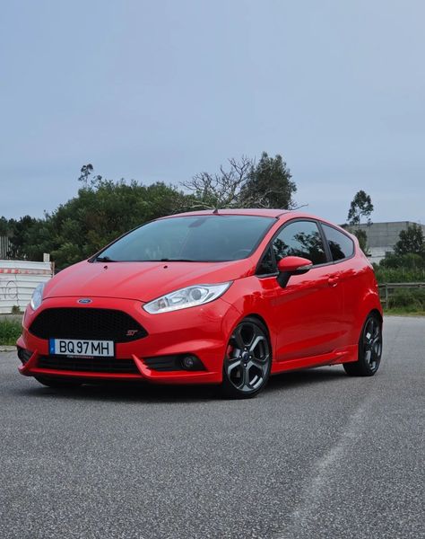 Ford Fiesta • 2016 • 136,000 km 3
