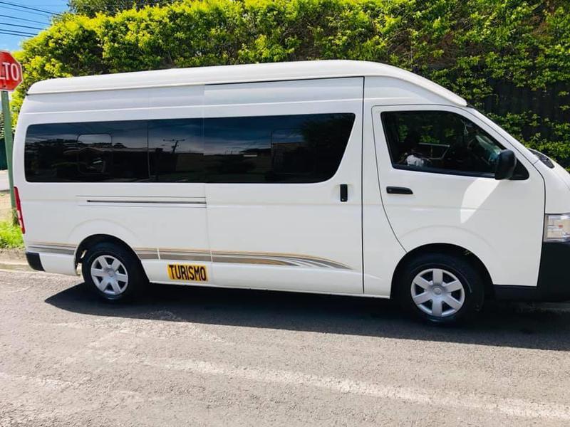 Toyota Hiace • 2016 • 110,000 km 4