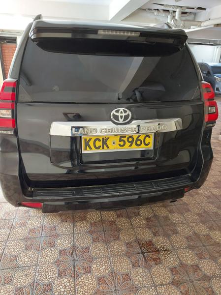 Toyota Land Cruiser • 2014 • 60,000 km 6