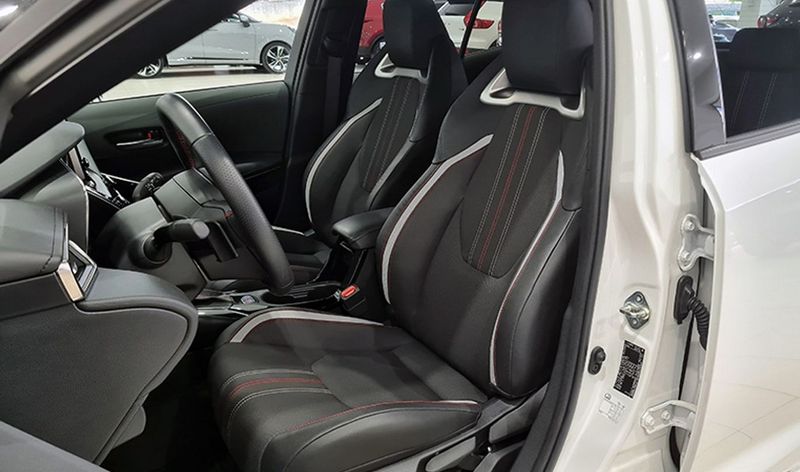 Toyota Corolla • 2022 • 31,000 km 8