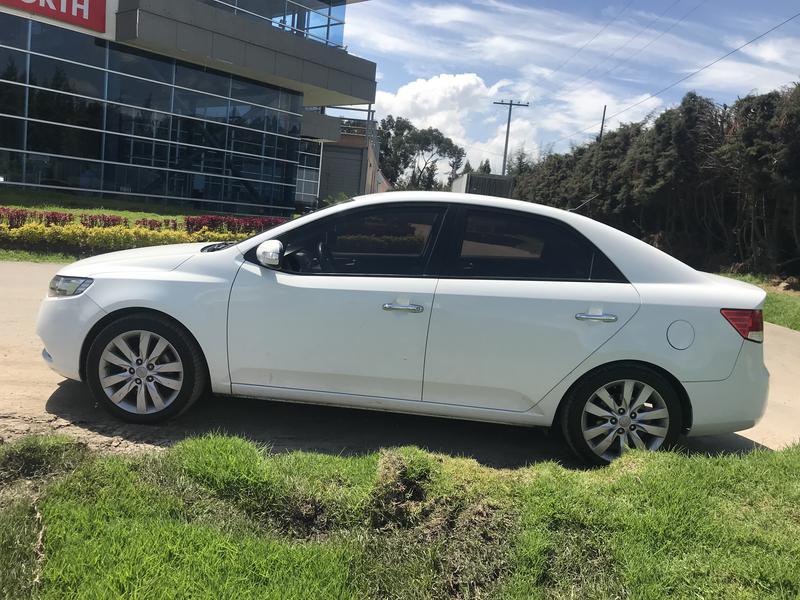 Kia Cerato • 2011 • 140,000 km 1