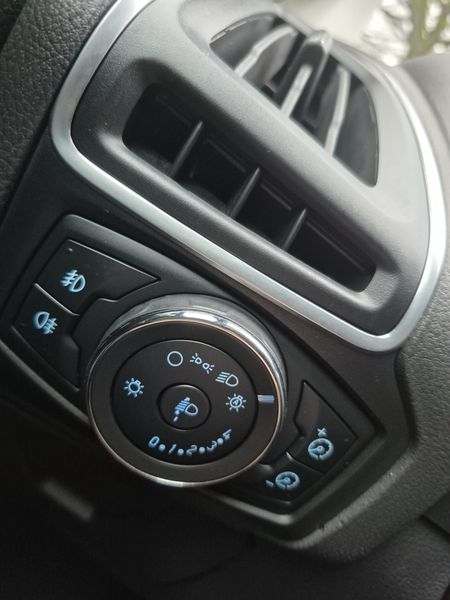 Ford Focus • 2011 • 143,000 km 3