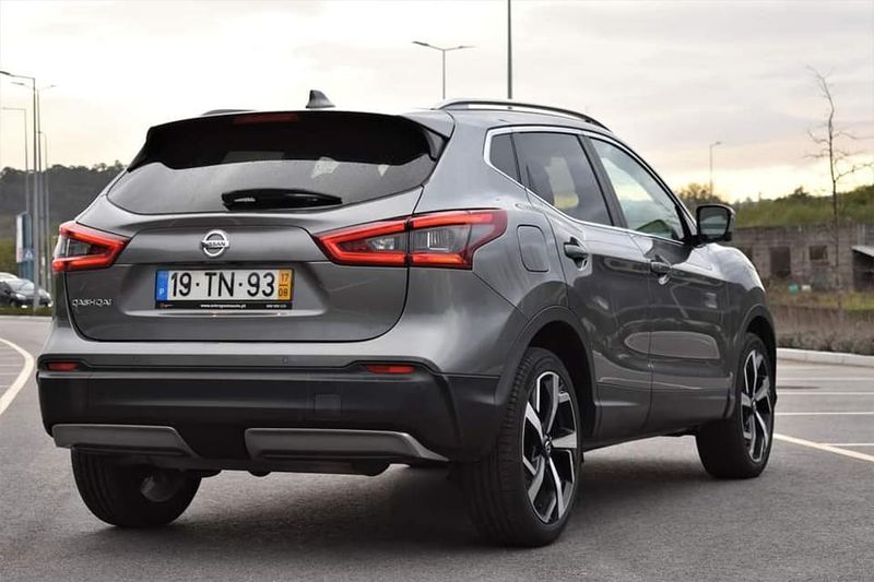 Nissan Qashqai • 2017 • 64,000 km 5