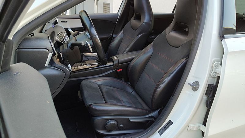 Mercedes-Benz A-Class • 2018 • 126,671 km 6